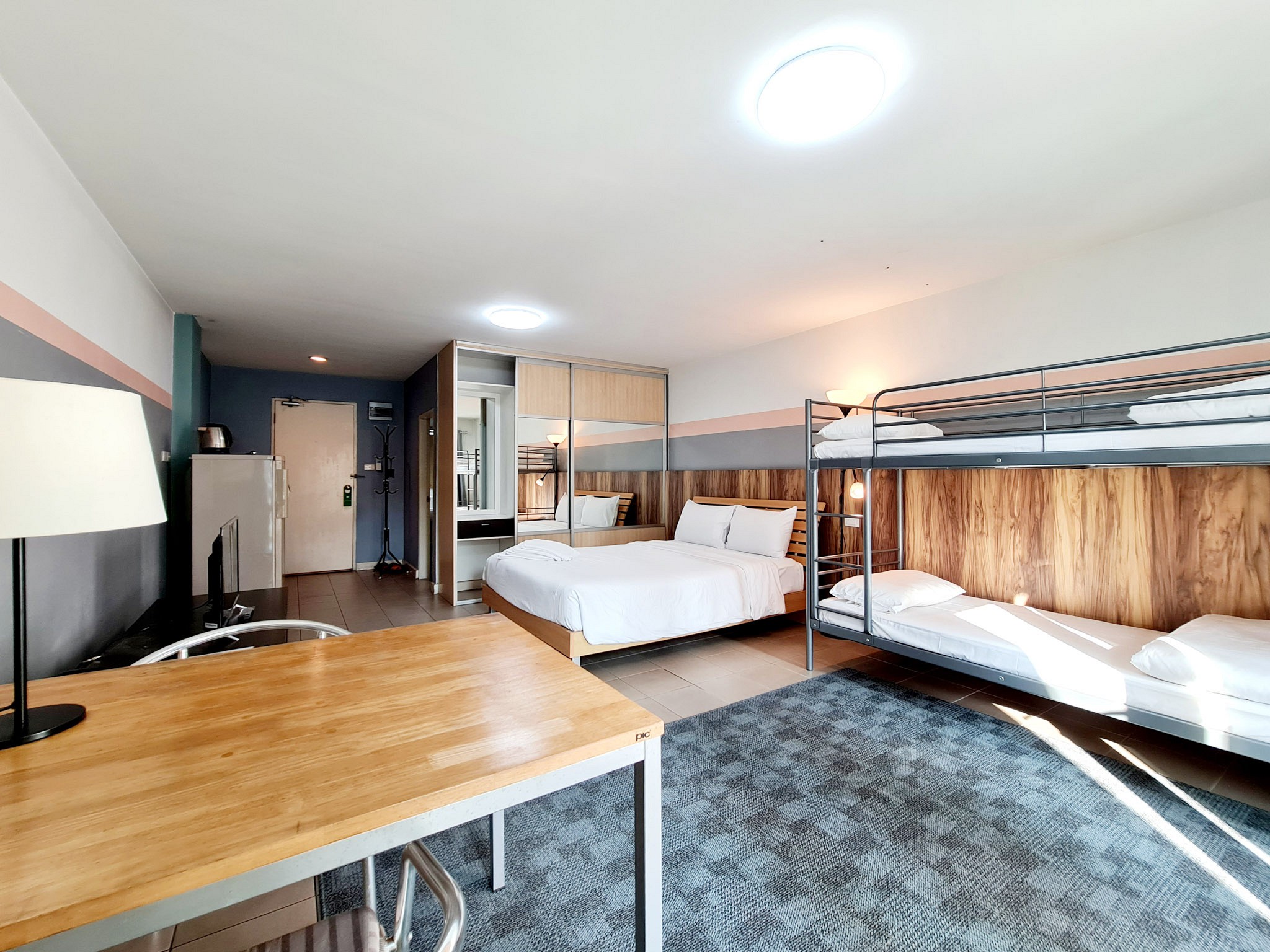 Sathorn Terrace Apartments